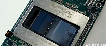 亚马逊发布Trainium3芯片与Trainium3超算服务器