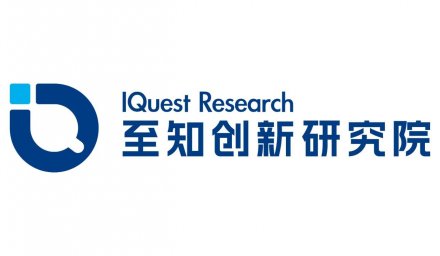 国内团队推出40B参数AI模型，性能超越Claude与GPT-5.1