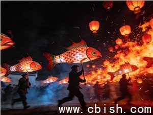 AI拜年引爆2026春节移动流量，工信部称人工智能深度赋能数字化新春