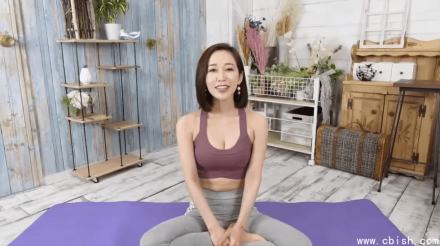 国外美女瑜伽老师全套课程教学（涵盖韩国与欧美）