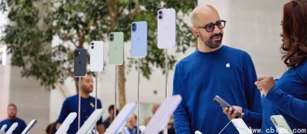 苹果单季营收突破1000亿美元，每股收益创新高