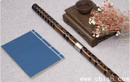 《零基础入门竹笛：系统学习笛子演奏技巧与1-6级考级曲目全攻略》