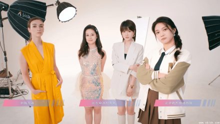 《怦然心动的她们》中文版：真人恋爱互动游戏（Build.17287954）