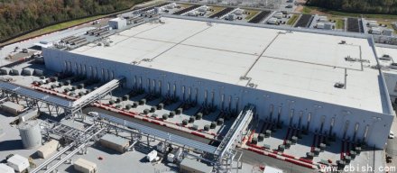 微软公开Fairwater架构，串联多座数据中心形成AI超级工厂