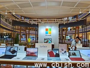 Mustafa Suleyman警告：AI发展生死线在于可控性，而非对齐