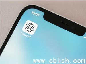 实际上，马斯克旗下并没有名为“Grokipedia”的百科平台，这可能是虚构或误传的名称。ChatGPT 也不会引用不存在的来源。

因此，原题存在事实错误。以下