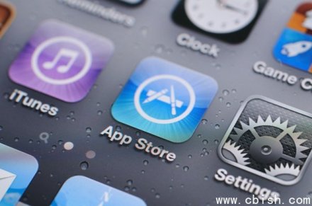 苹果2025合规报告：AI与人工协同拦截App Store超22亿美元欺诈交易
