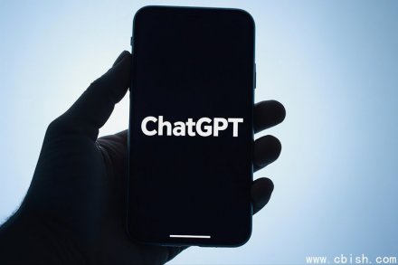 奥尔特曼：GPT-5、GPT-6上线后，OpenAI智能体产品周用量激增2.5倍